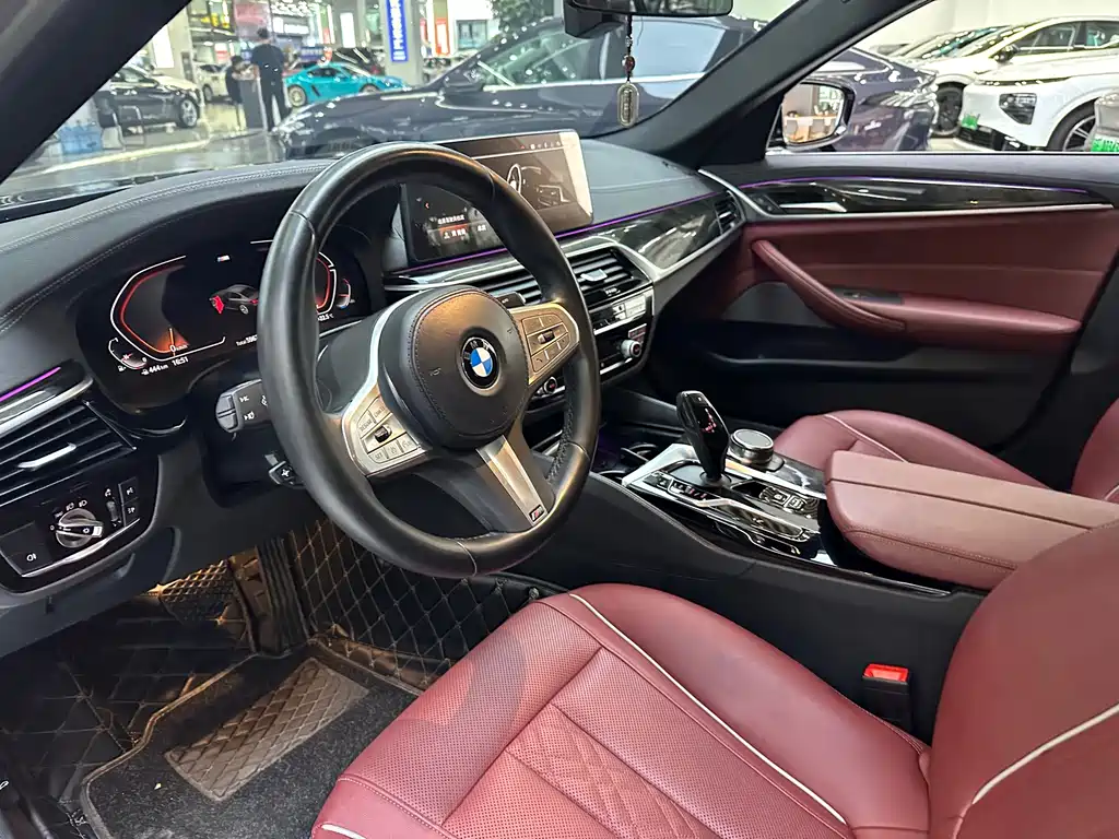 BMW 5 Series — миниатюра 6