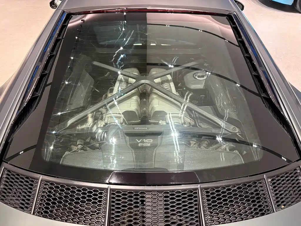 Audi R8 — миниатюра 14