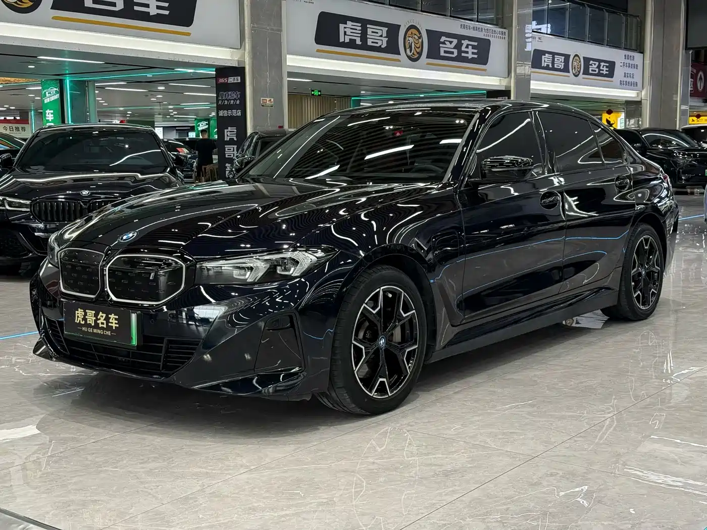 宝马i3 2023款 eDrive 40 L 曜夜运动套装 2023