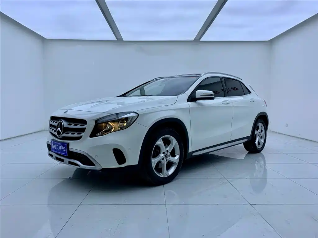 Mercedes-Benz GLA 2019