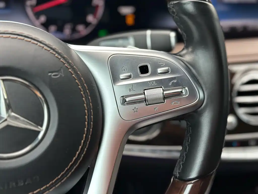 Mercedes-Benz S-Class — миниатюра 19
