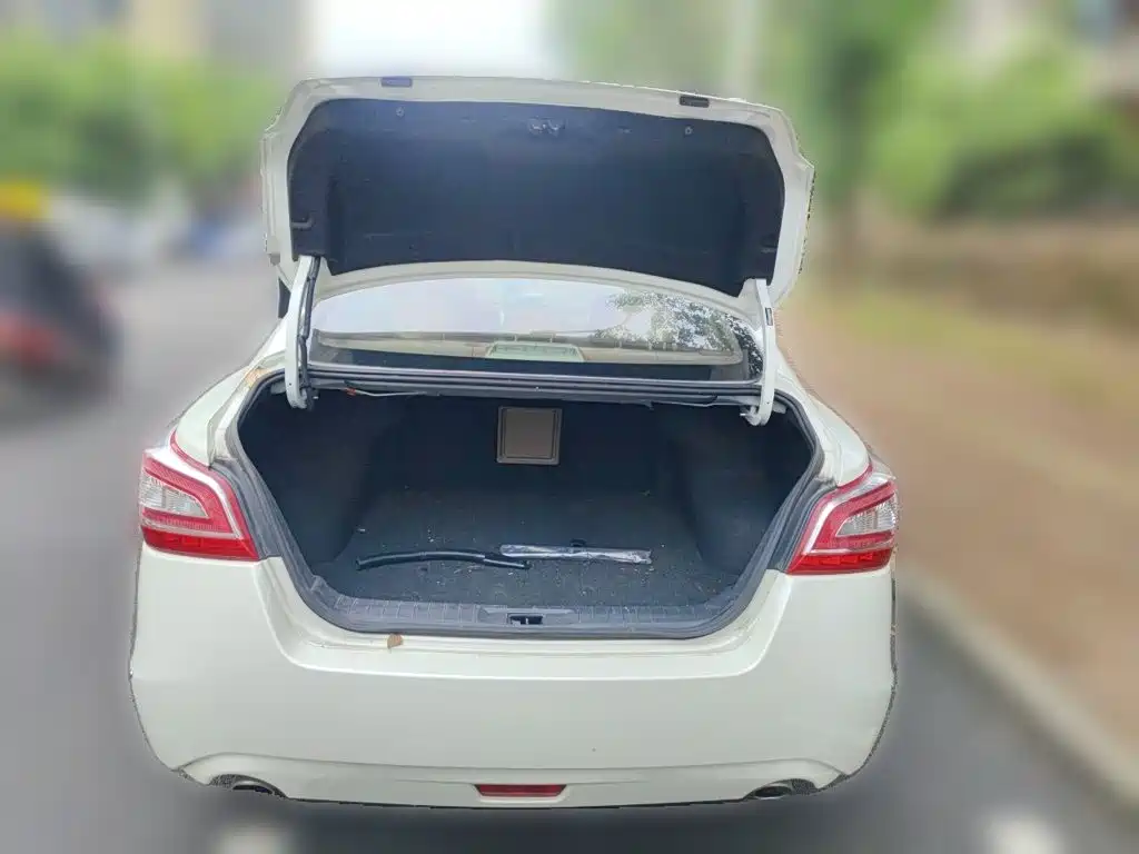 Nissan Teana — миниатюра 10