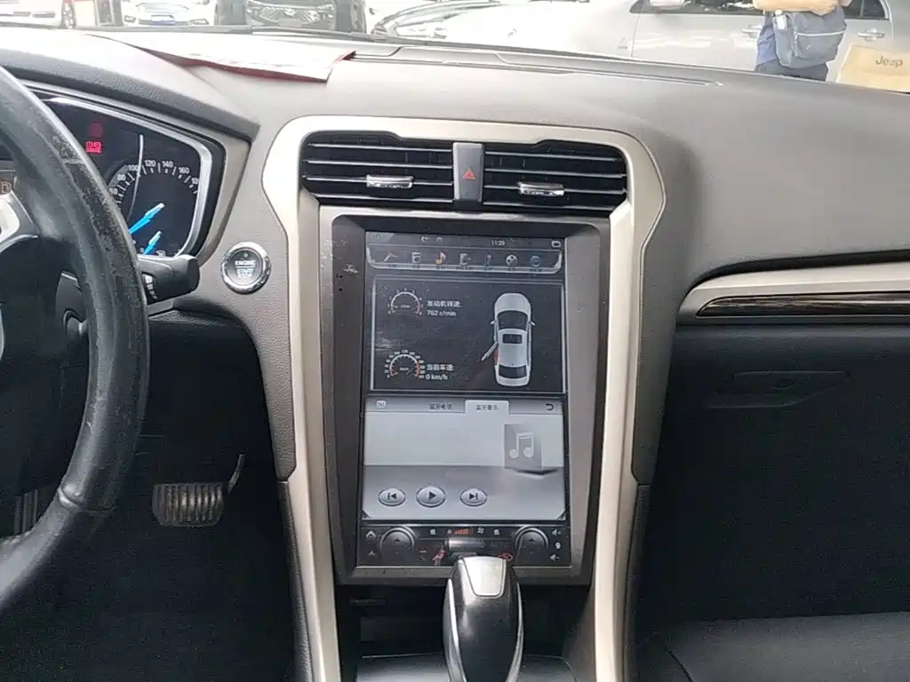 Ford Mondeo — миниатюра 13