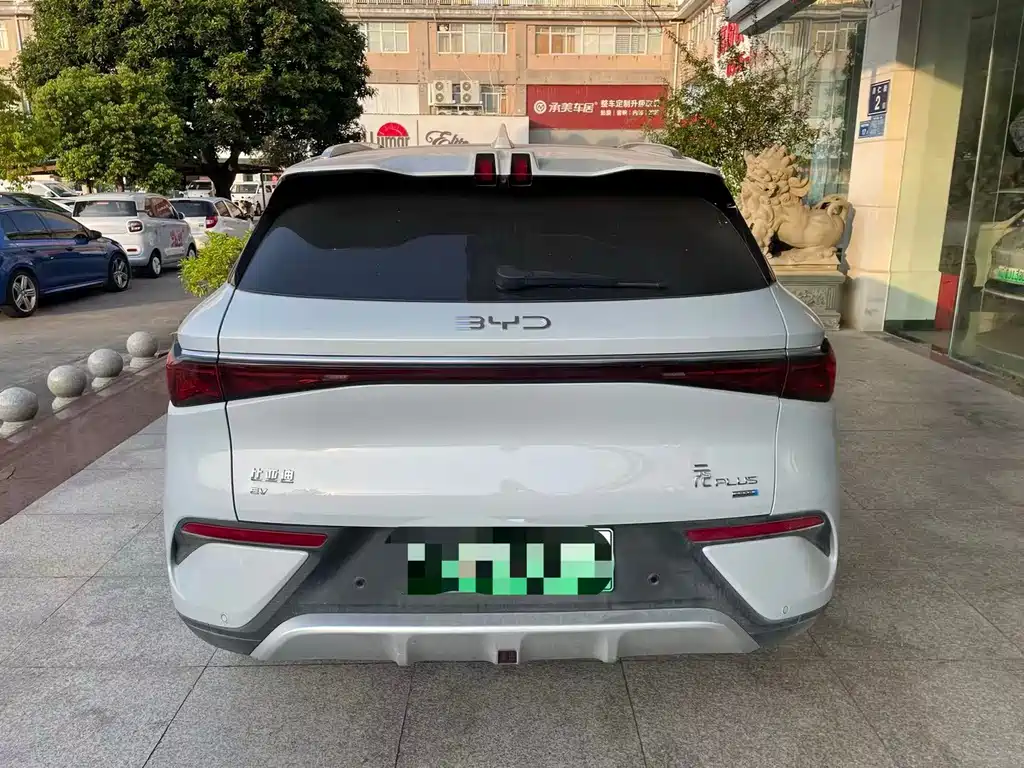 BYD Yuan Plus — миниатюра 8