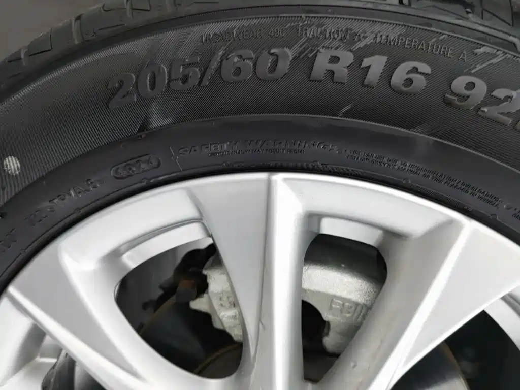 Roewe i5 — миниатюра 24