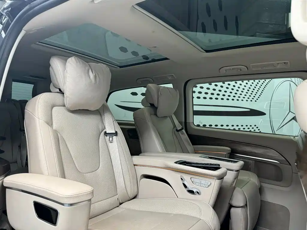 MERCEDES-BENZ V CLASS