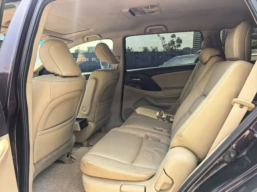 Honda Odyssey — миниатюра 5