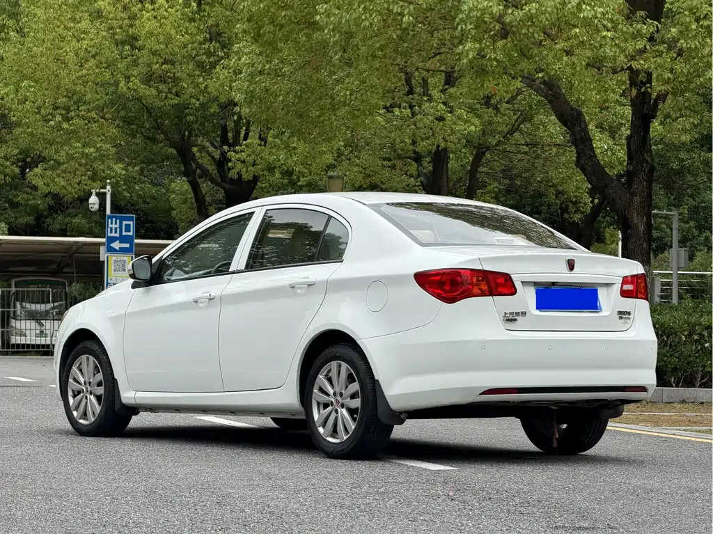 Roewe 350 — миниатюра 4