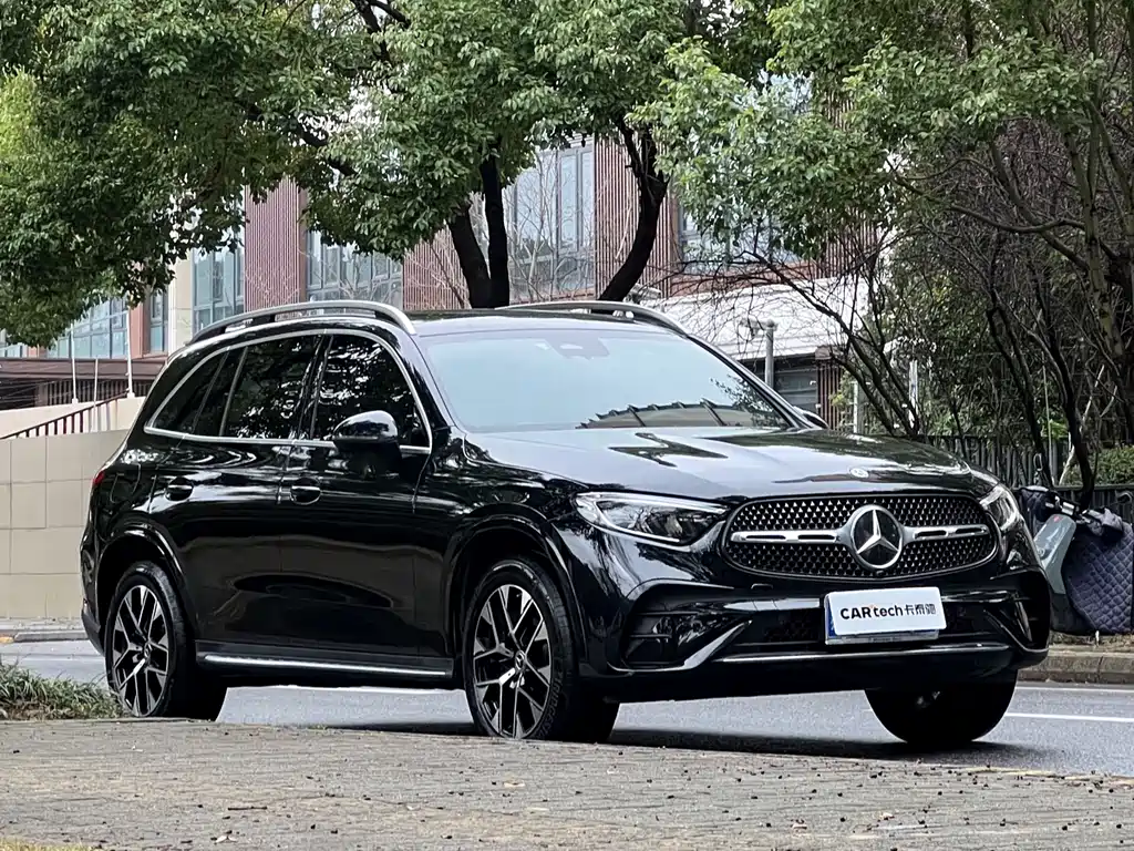 Mercedes-Benz GLC 2023 GLC 260 L 4MATIC 5 мест