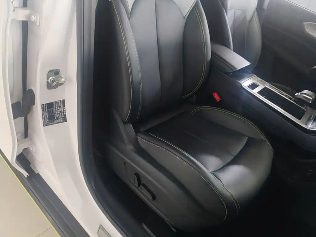 Roewe RX5 New Energy — миниатюра 25