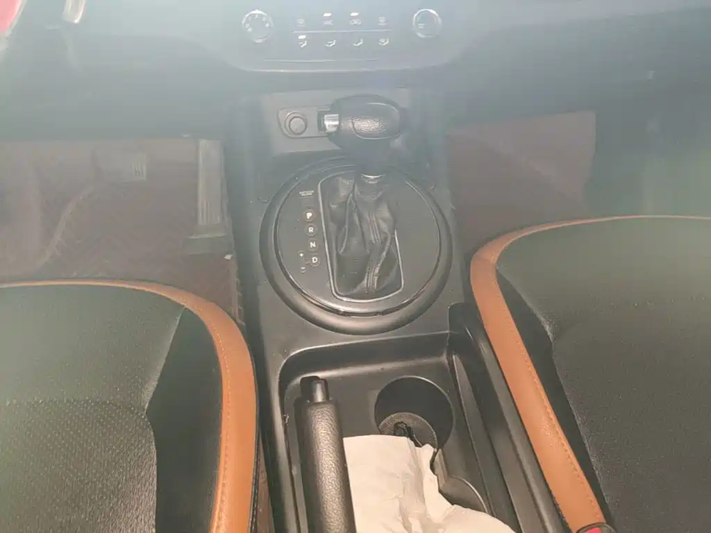 Kia Sportage — миниатюра 14