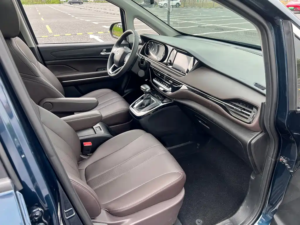 GAC Motor Trumpchi M6 — миниатюра 14