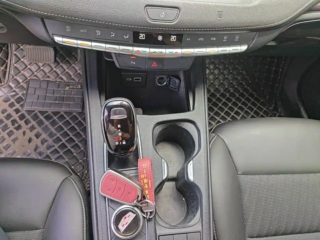 Cadillac XT4 — миниатюра 14