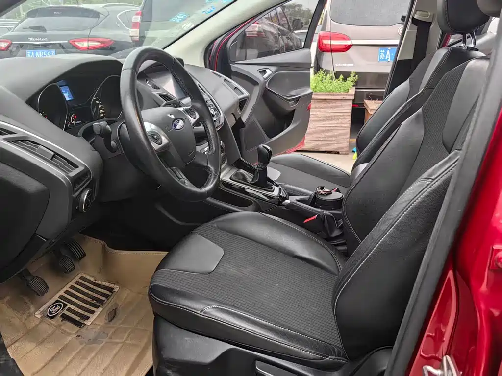 Ford Focus — миниатюра 4