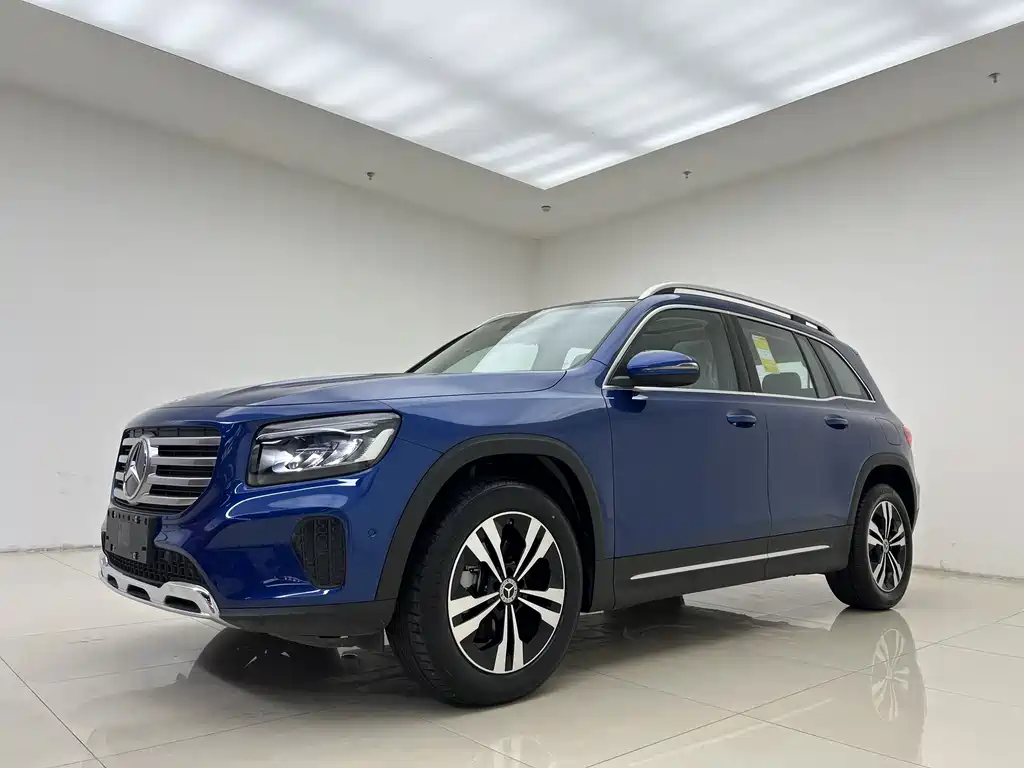 MERCEDES-BENZ  GLB