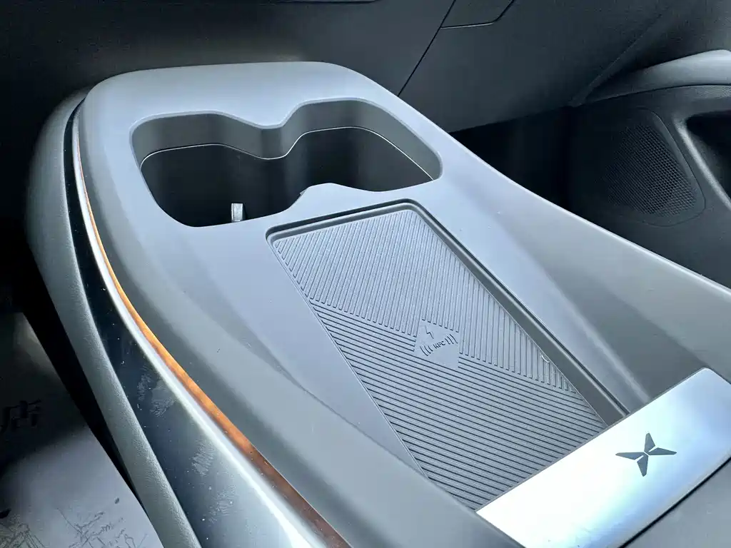 XPeng MONA M03 — миниатюра 11
