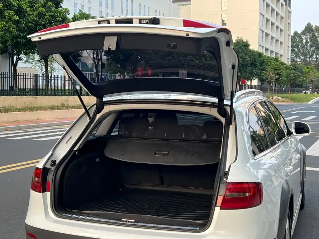 Audi A4 (Import) — миниатюра 29