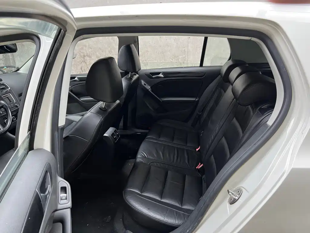 Volkswagen Golf — миниатюра 8