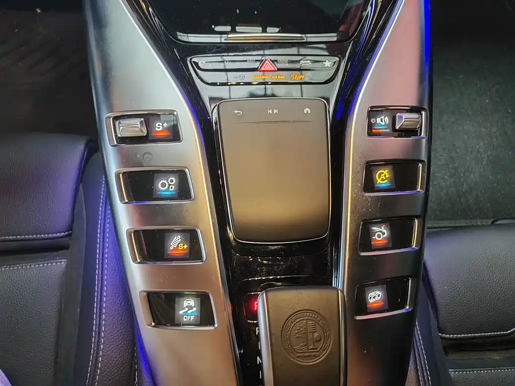 Mercedes-Benz AMG GT — миниатюра 14