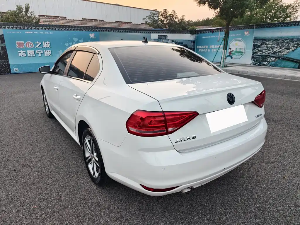 Volkswagen Lavida — миниатюра 11