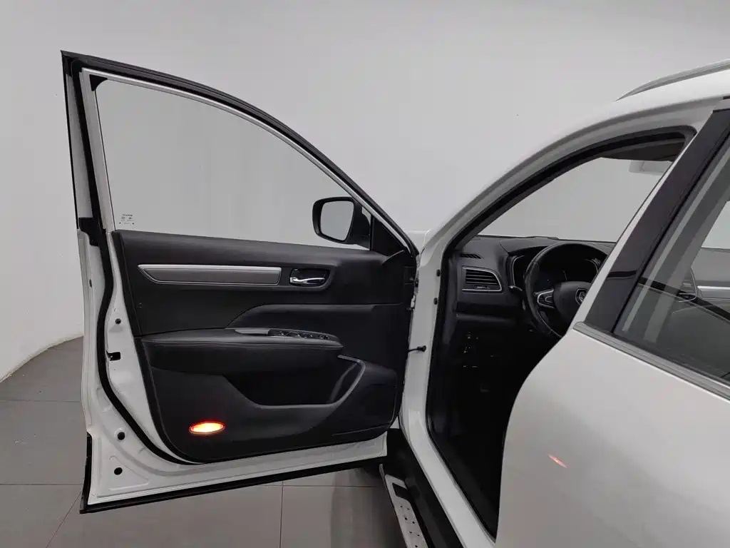 Renault Koleos — миниатюра 8