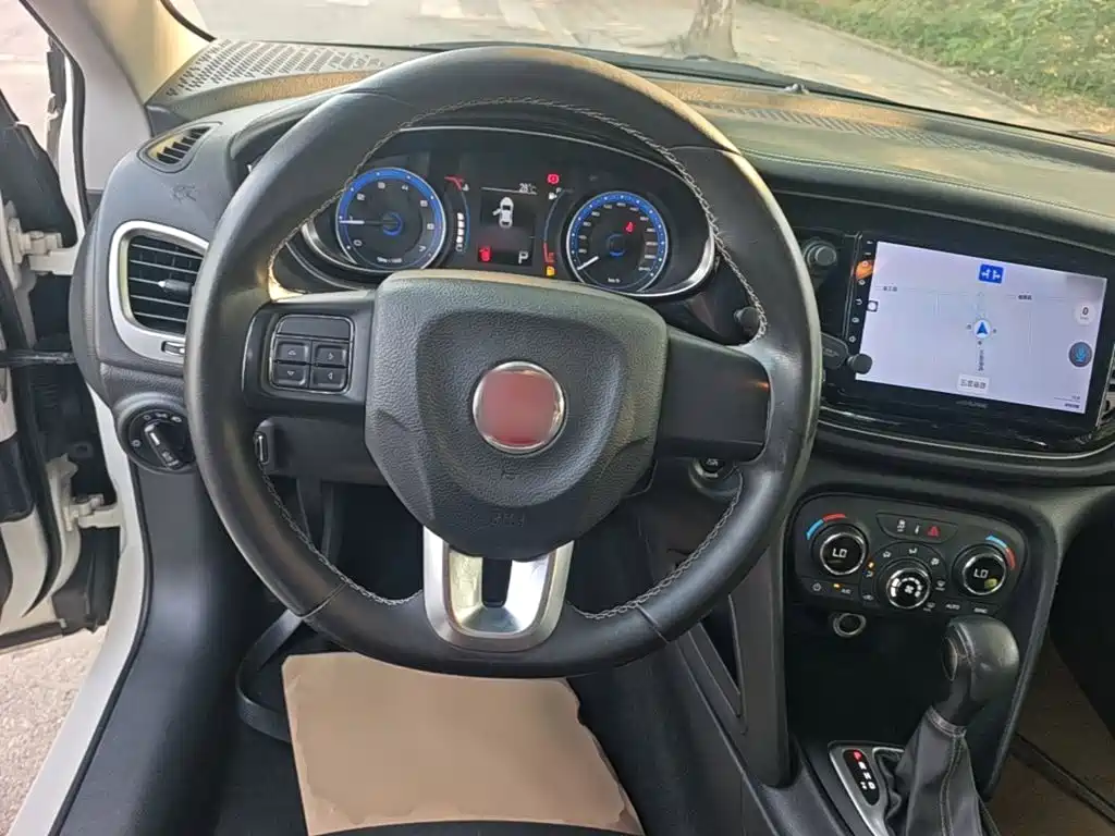Fiat Viaggio — миниатюра 11