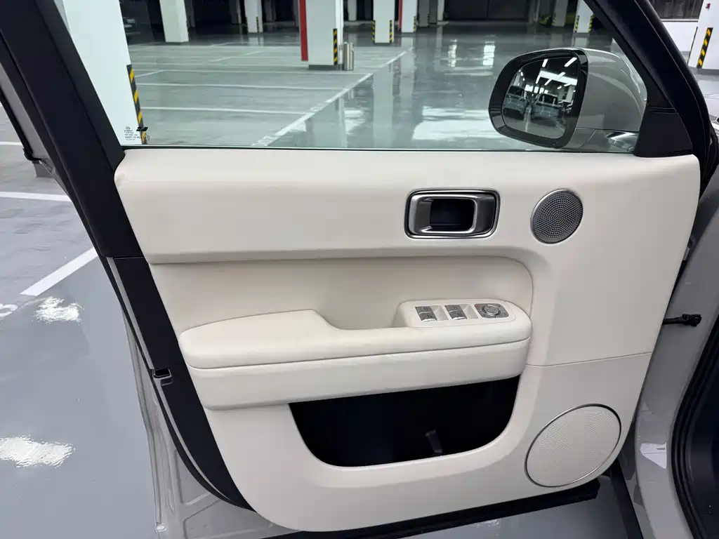Li Auto Li L6 — миниатюра 4