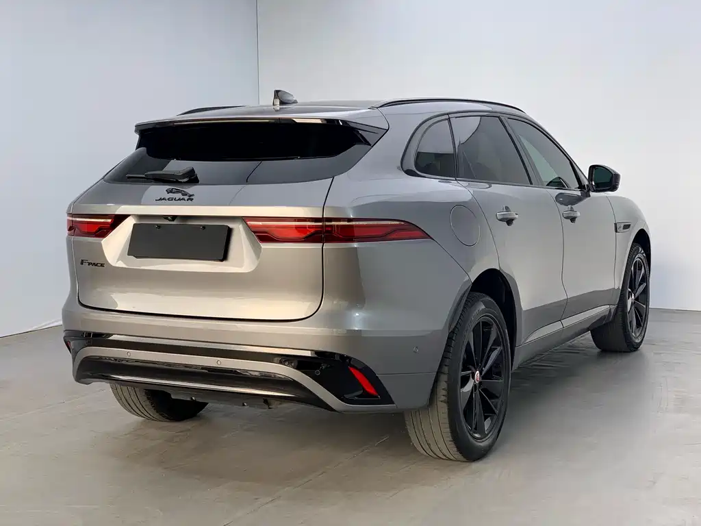 Jaguar F-Pace 2022 P250 R-Dynamic BLACK