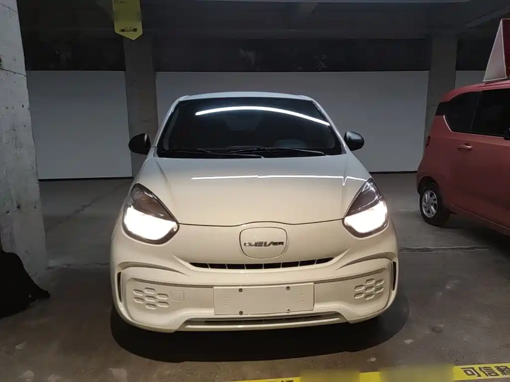 Roewe Clever — миниатюра 3