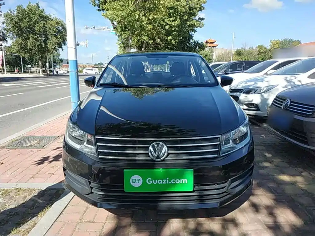 Volkswagen Santana — миниатюра 3