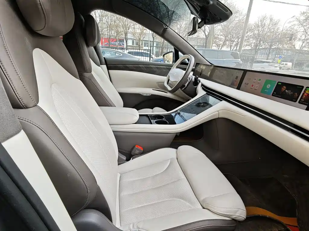 ZHIJI AUTOMOBILE ZHIJI LS7