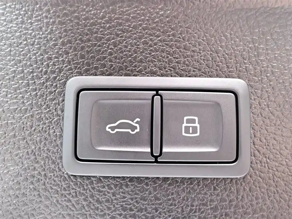 Audi Q5L — миниатюра 28