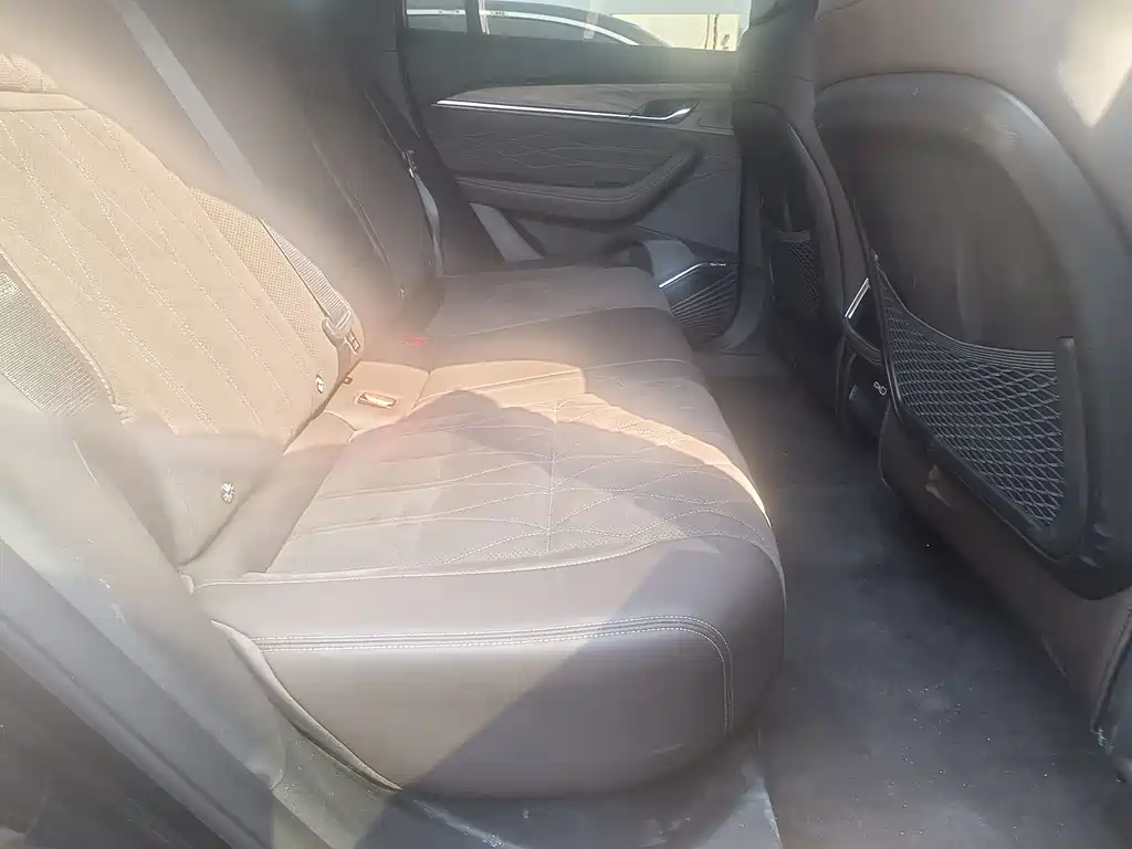 Geely Xingyue L — миниатюра 5
