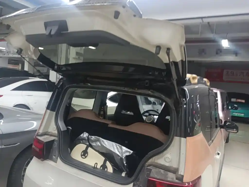 Wuling MINIEV — миниатюра 19