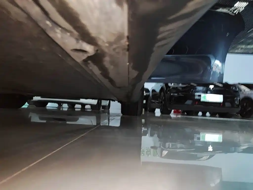Tesla Model Y — миниатюра 22