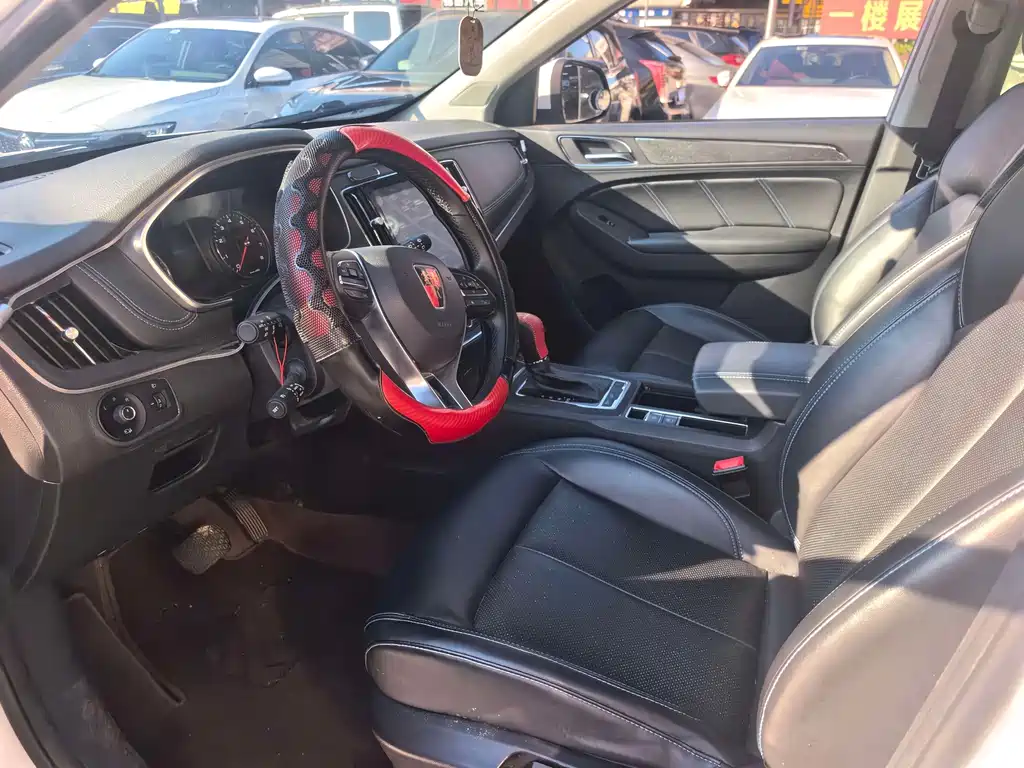 Roewe RX5 — миниатюра 3
