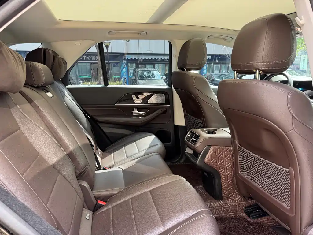 Mercedes-Benz GLE (Import) — миниатюра 11
