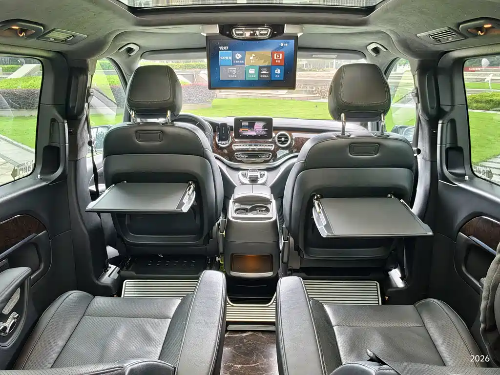 Mercedes-Benz V-Class — миниатюра 9
