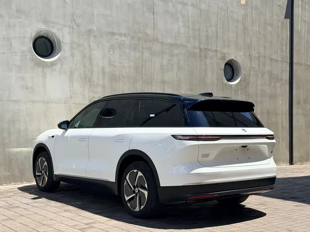 NIO ES8 2024 75kWh Executive