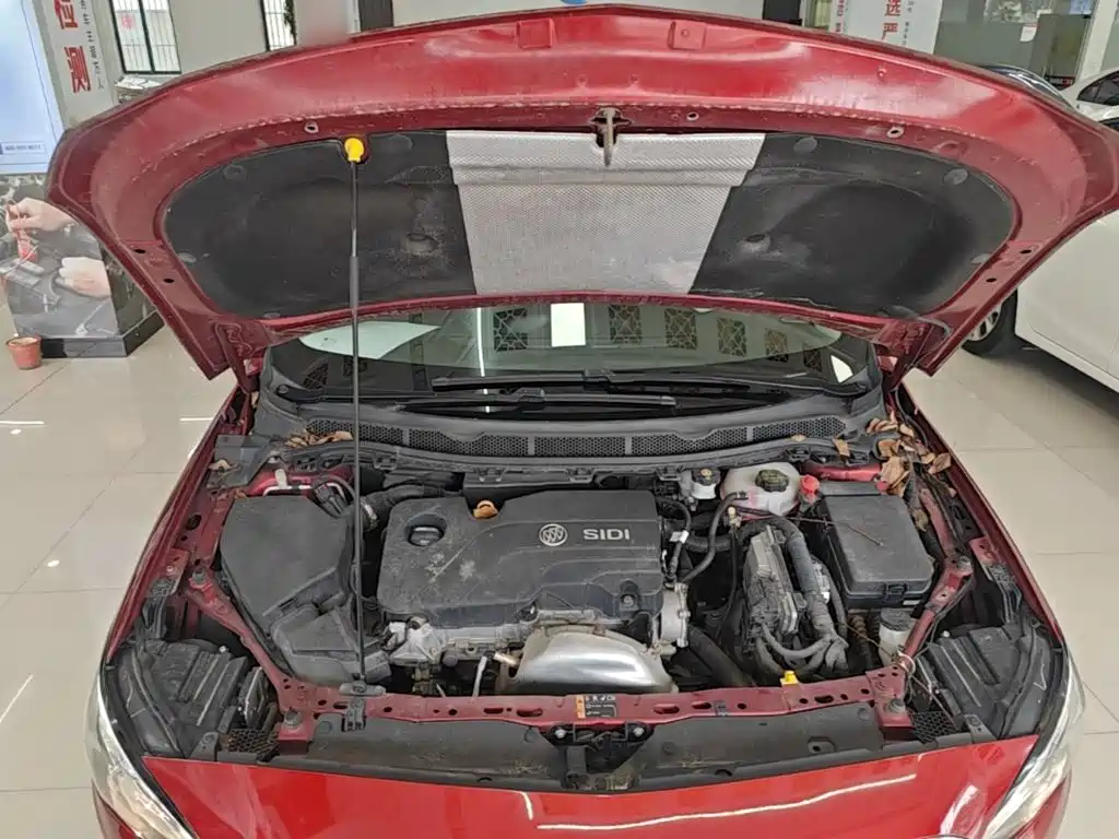 Buick Verano — миниатюра 16