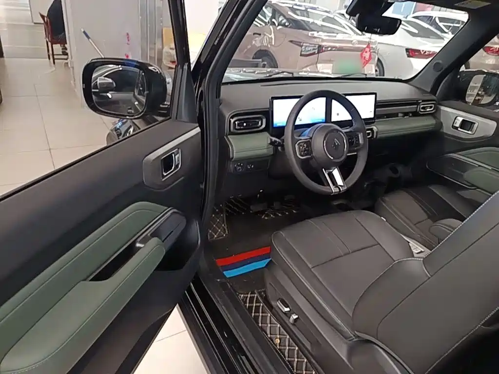 Baojun Yueye — миниатюра 16