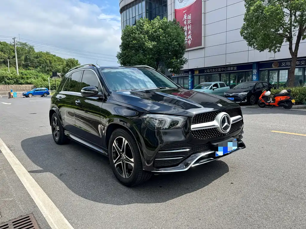 Mercedes-Benz GLE (Import) — миниатюра 3