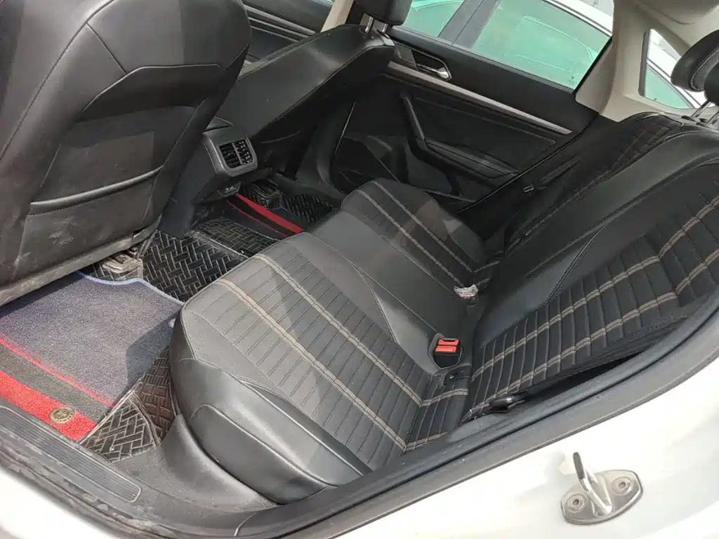 Volkswagen Lavida — миниатюра 17