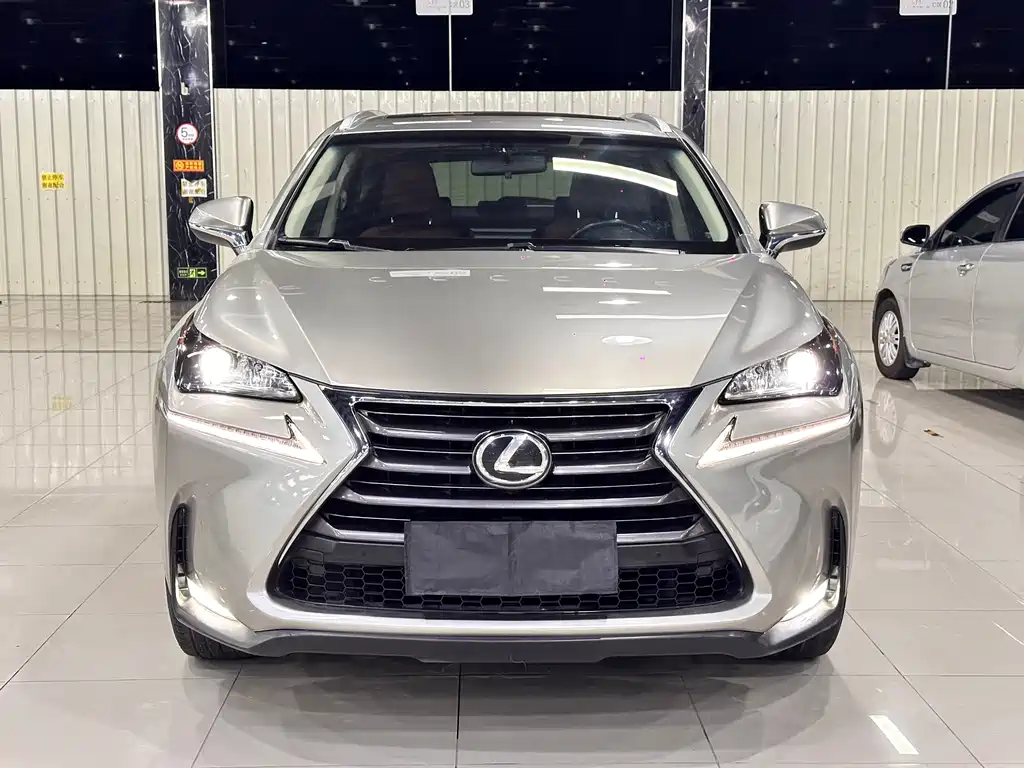 Lexus NX 2015 200t