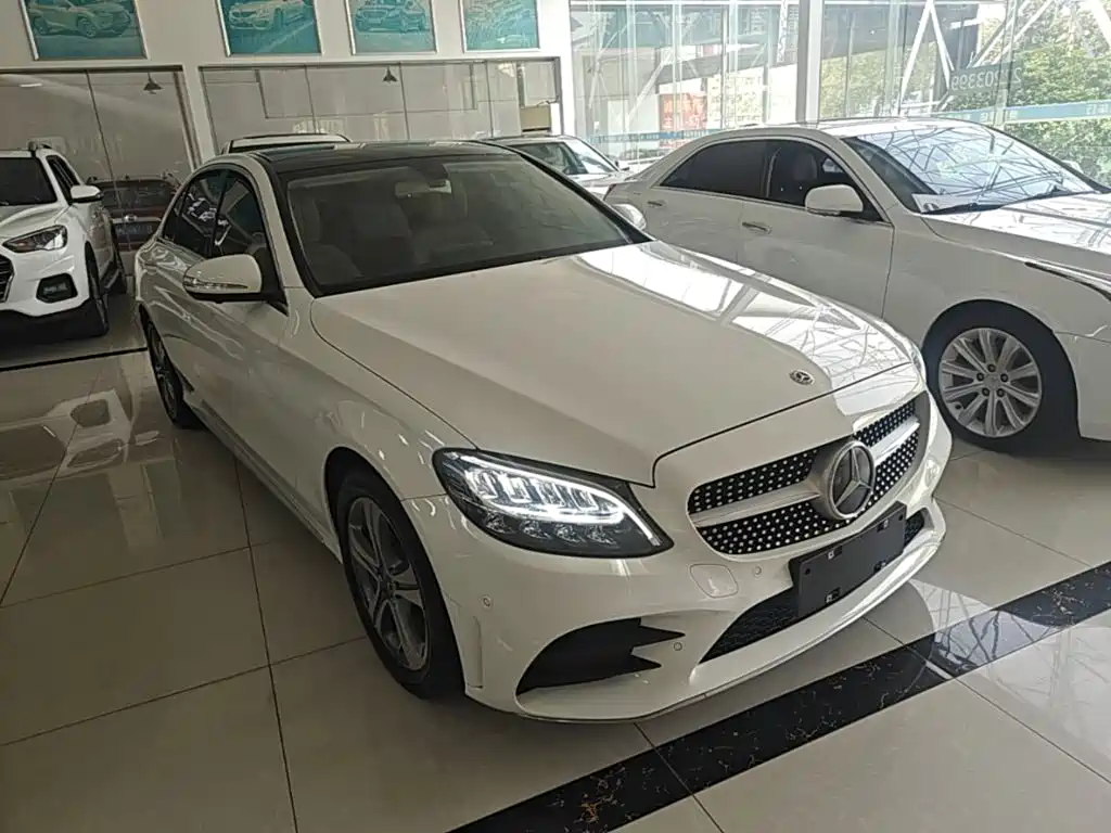 Mercedes-Benz C-Class — миниатюра 4