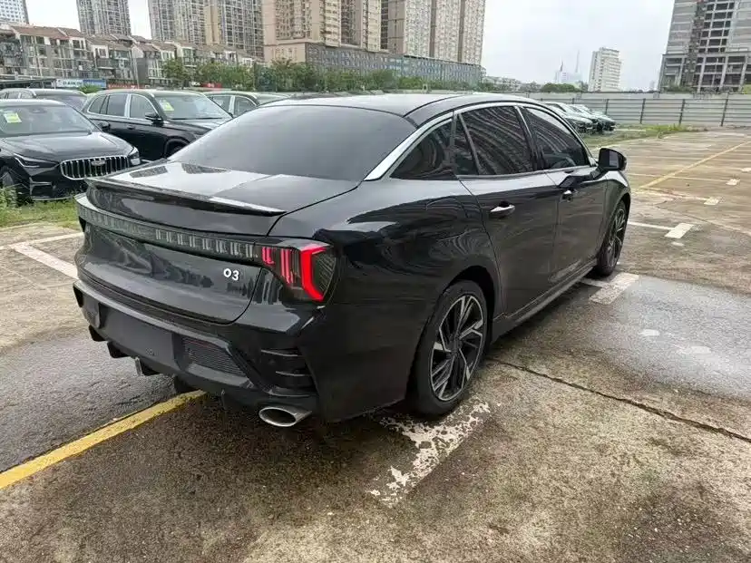Lynk & Co 03 — миниатюра 8