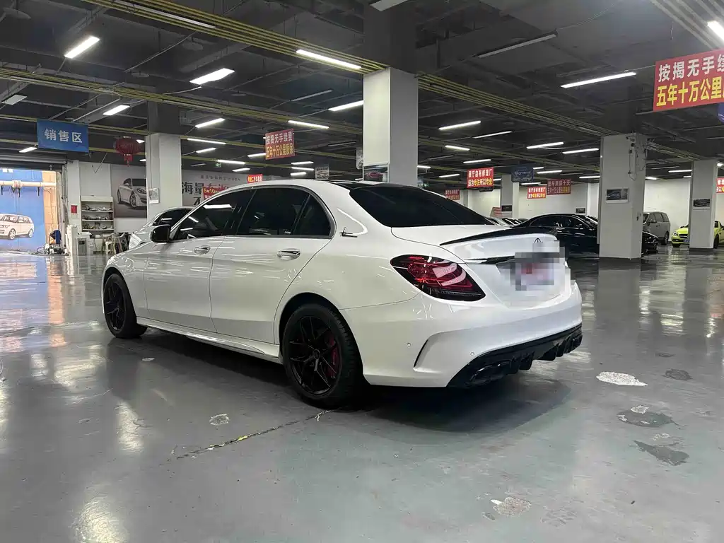Mercedes-Benz C-Class — миниатюра 10