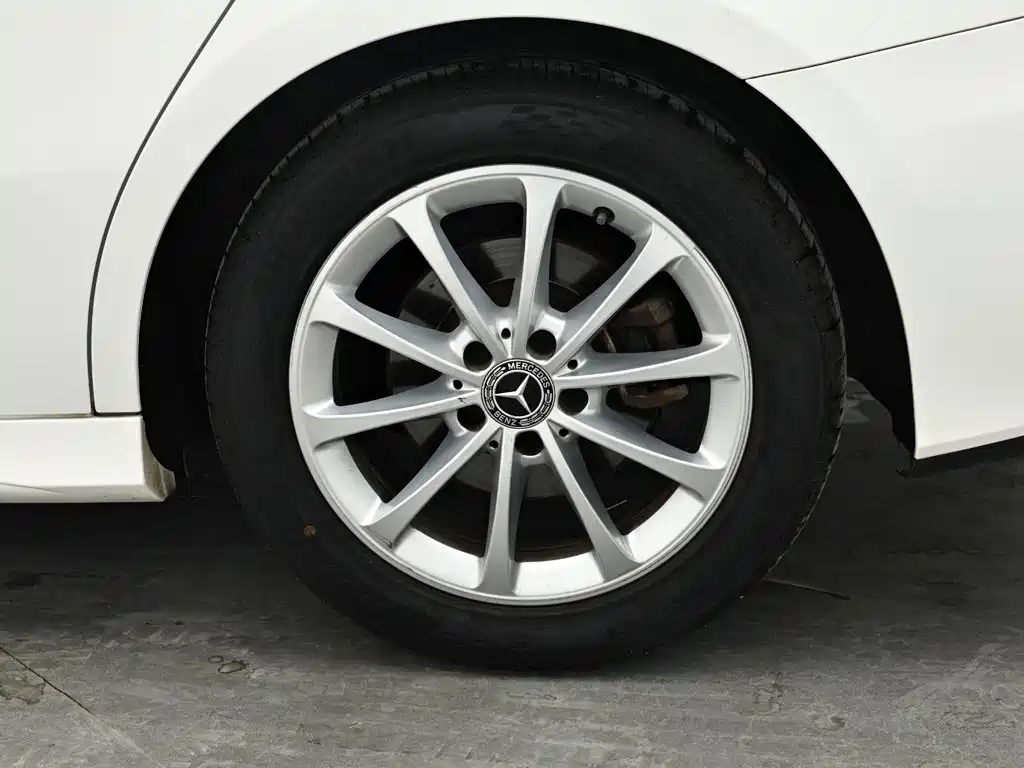 Mercedes-Benz A-Class — миниатюра 9