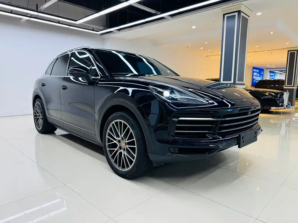 Porsche Cayenne — миниатюра 3