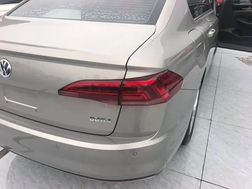 Volkswagen Bora — миниатюра 8